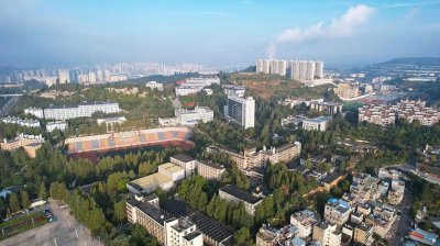 云南 550 分能冲哪些公办本科？9 所本地高校盘点，附招录位次和专业特色