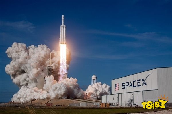 助推器着陆爆炸！SpaceX猎鹰9号再次被停飞！