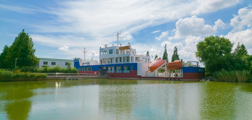 广西农业职业技术大学2024年在四川录取分数线、对应位次（附近几年最低录取分数线及位次排名）