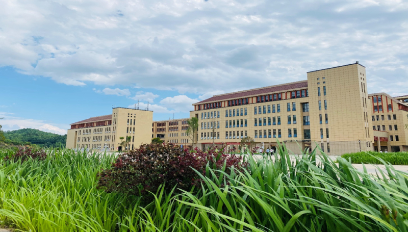 新疆科技学院2024年在山西录取分数线、对应位次(附近几年最低录取分数线及位次排名) 新疆科技学院2024年在山西录取分数线、对应位次(附近几年最低录取分数线及位次排名)