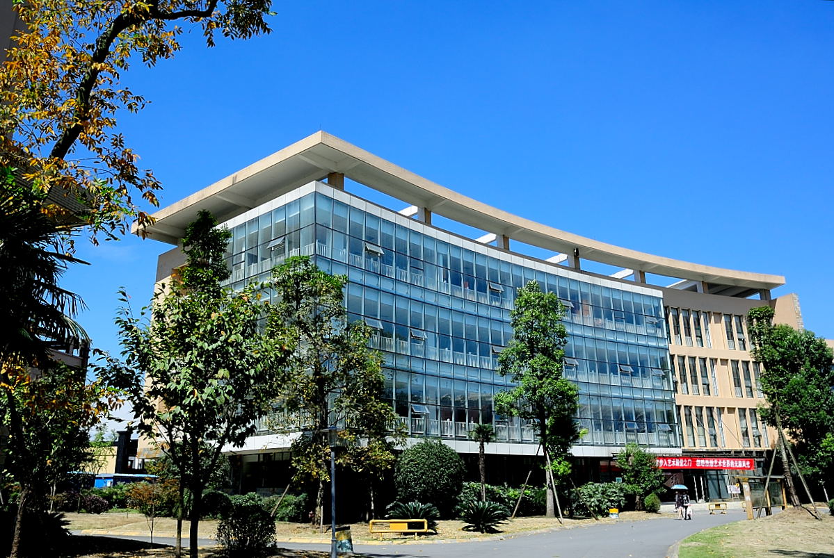 天津外国语大学2024年在江西录取分数线、对应位次(附近几年最低录取分数线及位次排名) 天津外国语大学2024年在江西录取分数线、对应位次(附近几年最低录取分数线及位次排名)