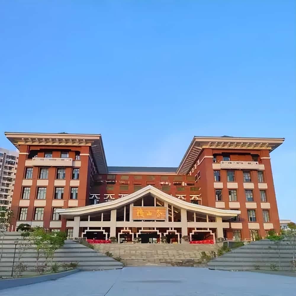 珠海分数最低的专科大学：2026多少分可以上？(图3)