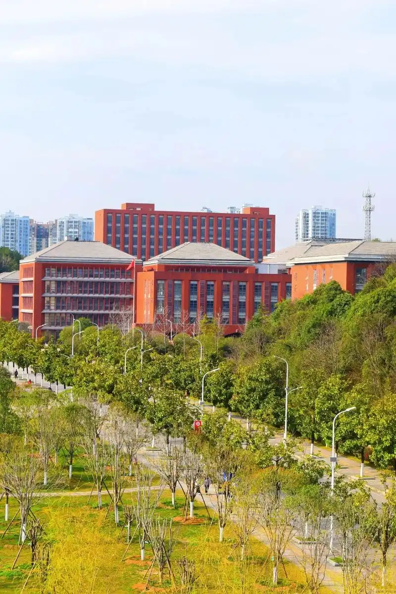 贵州一本大学排名及录取分数(2026年参考) 贵州一本大学排名及录取分数(2026年参考)