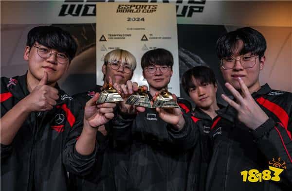 电竞世界杯《英雄联盟》总决赛:T1 3比1 TES夺冠(图3) 电竞世界杯《英雄联盟》总决赛:T1 3比1 TES夺冠