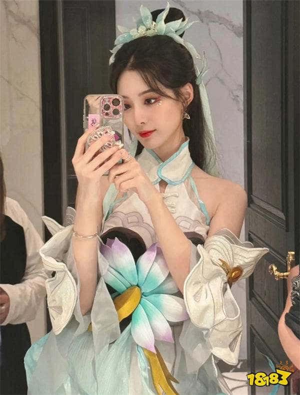 徐艺洋COS大乔，造型精美还原！网友：这就是黄子韬藏起来的女人吗？(图3)