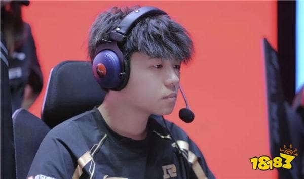 RNG前打野格局直播怒喷LPL解说！“偏心、不公正”是如今LPL解说的代名词？