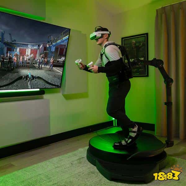 头号玩家成真？VR全向步行器Omni One9月发售：支持50多款游戏沉浸体验！