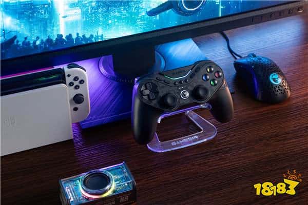 全球首创黑科技！按键字符切换+磁变阻摇杆，「九尾狐」旗舰手柄今日开启预售！