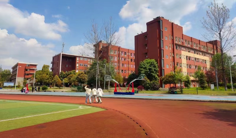 浙江工业大学2024年在浙江录取分数线、对应位次（附近几年最低录取分数线及位次排名）(图1)