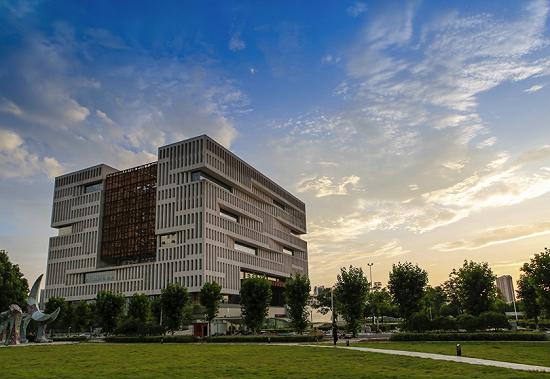 天津科技大学2024年在安徽录取分数线、对应位次（附近几年最低录取分数线及位次排名）(图1)