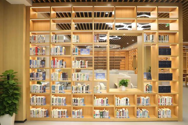 内蒙古大学2024年在广东录取分数线、对应位次（附近几年最低录取分数线及位次排名）(图1)